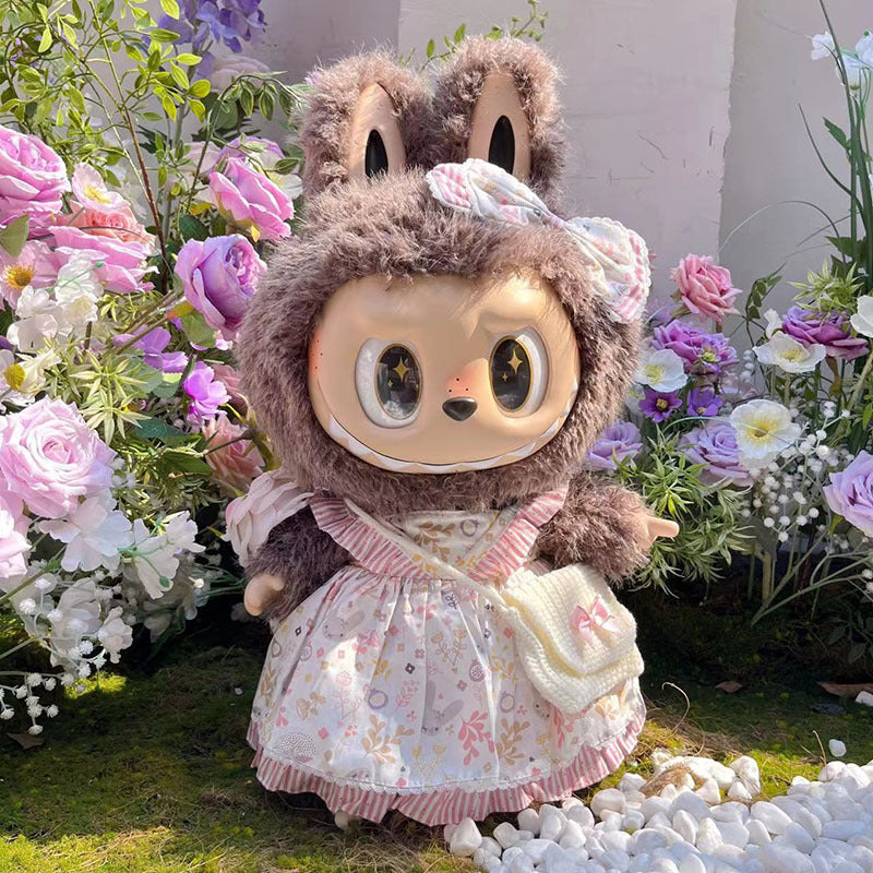 Only Clothes for Sale] Unleash Your Inner Royalty with the Queen Red Cloak - Perfectly Tailored for 58cm ZIMOMO Labubu Dolls, a Must-Have for Collectors!