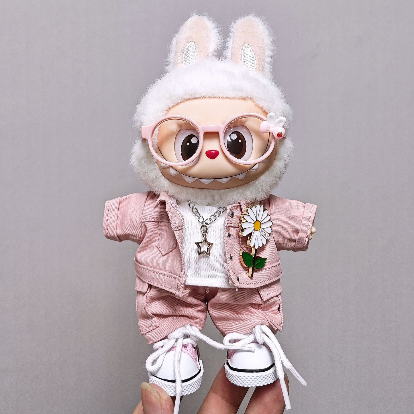 Stylish GD-Inspired Denim Wear for 17cm Labubu Charm Dolls – Elevate Your Doll's Wardrobe Today