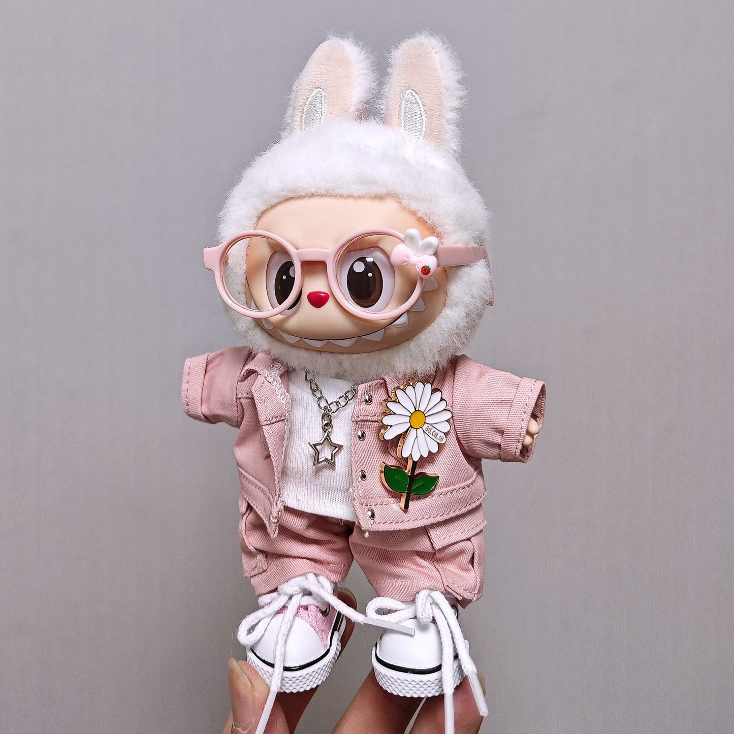Stylish GD-Inspired Denim Wear for 17cm Labubu Charm Dolls – Elevate Your Doll's Wardrobe Today