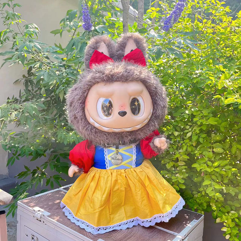 Only Clothes for Sale] Unleash Your Inner Royalty with the Queen Red Cloak - Perfectly Tailored for 58cm ZIMOMO Labubu Dolls, a Must-Have for Collectors!