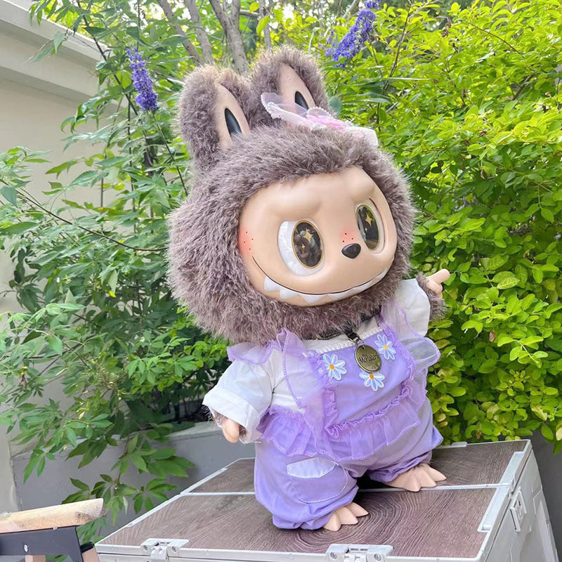 Only Clothes for Sale] Unleash Your Inner Royalty with the Queen Red Cloak - Perfectly Tailored for 58cm ZIMOMO Labubu Dolls, a Must-Have for Collectors!